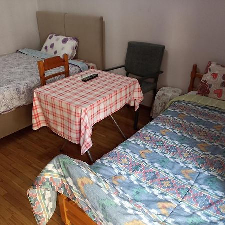 Flower Apartment-Hilton-Us Embassy เอเธนส์ ภายนอก รูปภาพ
